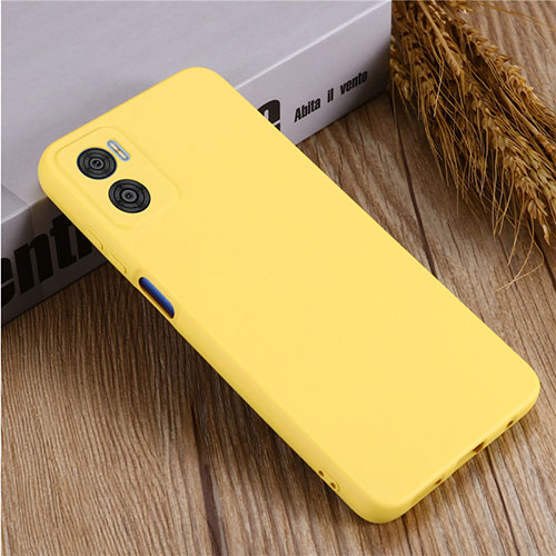 Ultra-thin Silicone Gel Soft Case 360 Degrees Cover for Motorola Moto E22 Yellow