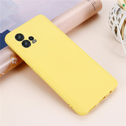 Ultra-thin Silicone Gel Soft Case 360 Degrees Cover for Motorola Moto G72 Yellow