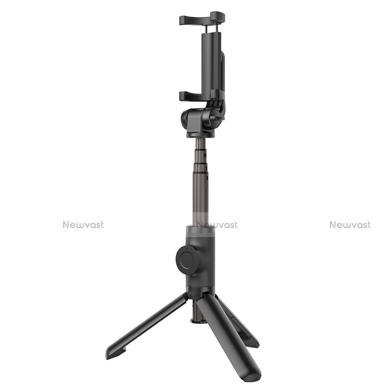 Extendable Folding Handheld Selfie Stick Tripod Bluetooth Remote Shutter Universal T32