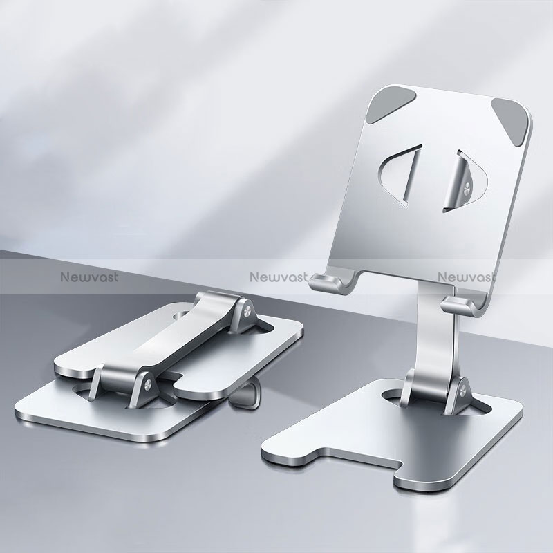 Flexible Tablet Stand Mount Holder Universal D01 for Apple iPad Pro 11 2022 Silver