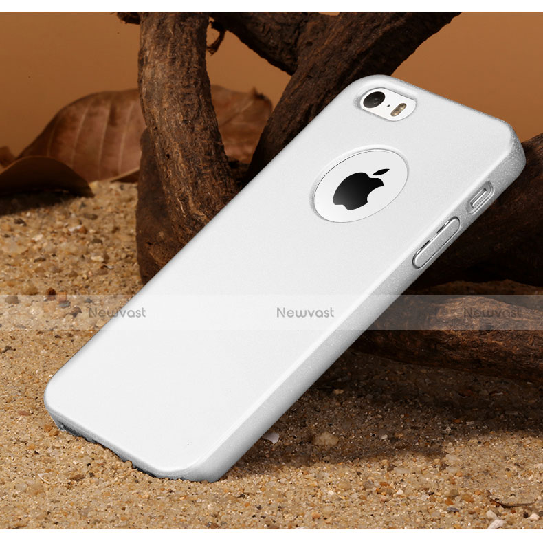 Hard Rigid Plastic Matte Finish Snap On Case for Apple iPhone 5S White