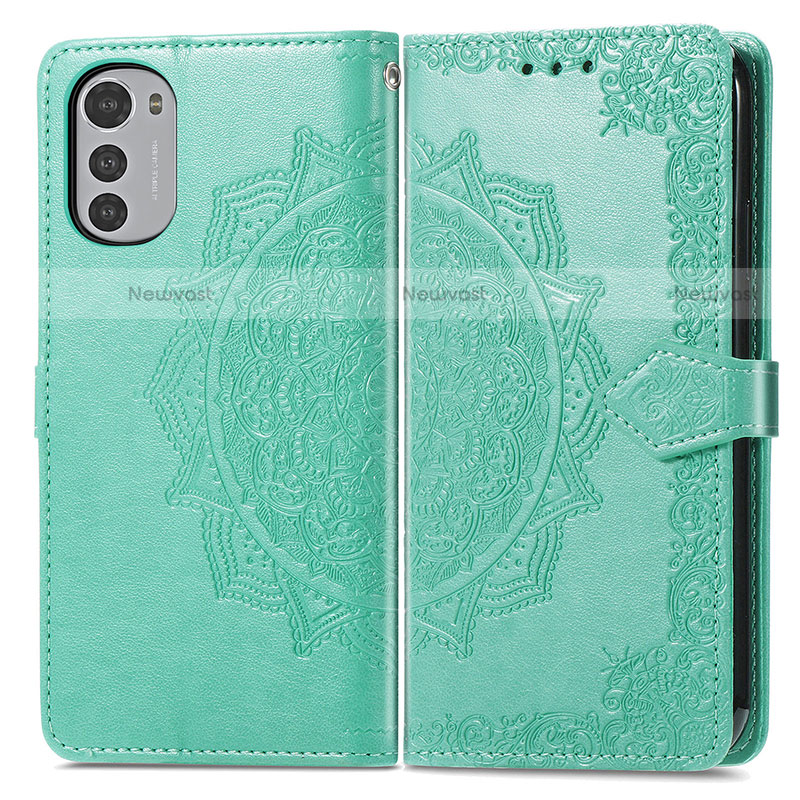 Leather Case Stands Fashionable Pattern Flip Cover Holder for Motorola Moto E32s Green