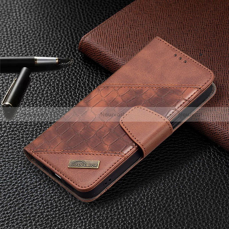 Leather Case Stands Fashionable Pattern Flip Cover L05 Holder for Apple iPhone 15 Pro Brown