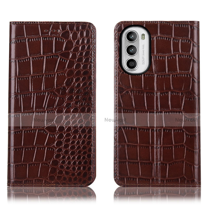 Leather Case Stands Flip Cover Holder H08P for Motorola Moto G82 5G Brown