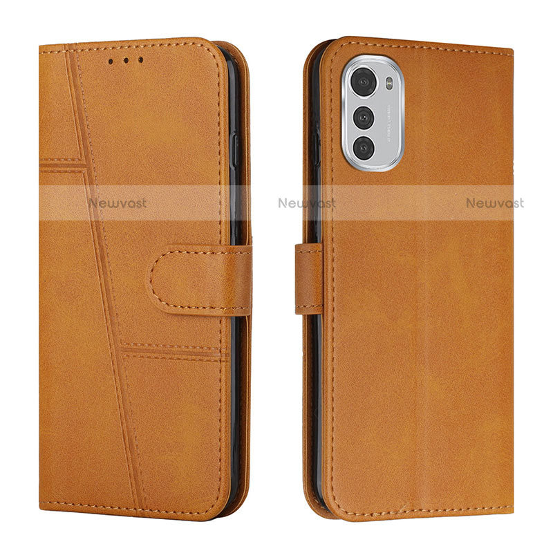 Leather Case Stands Flip Cover Holder Y01X for Motorola Moto E32 Light Brown