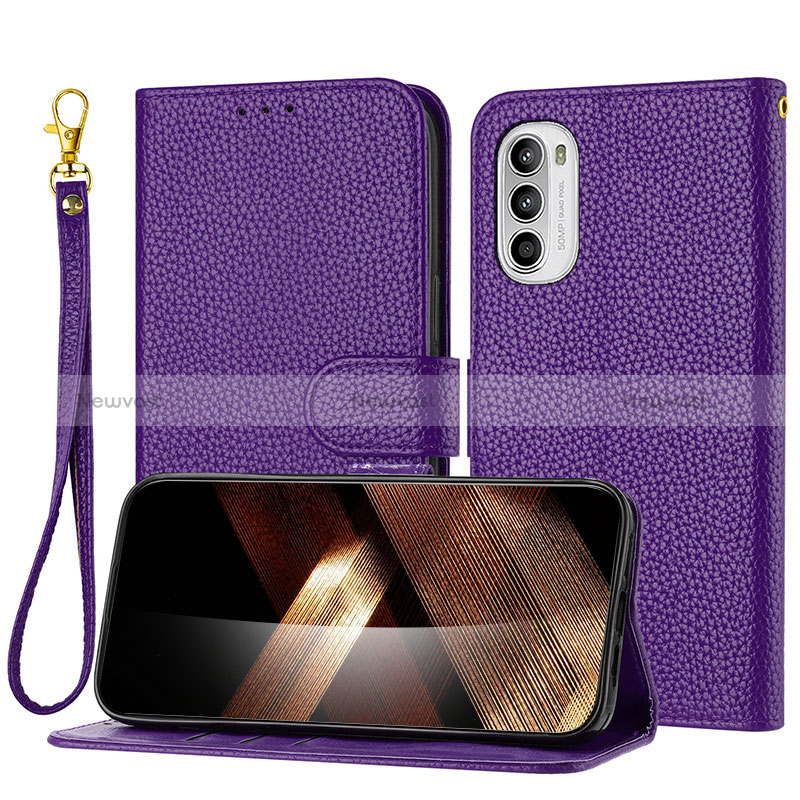 Leather Case Stands Flip Cover Holder Y09X for Motorola Moto G62 5G Purple