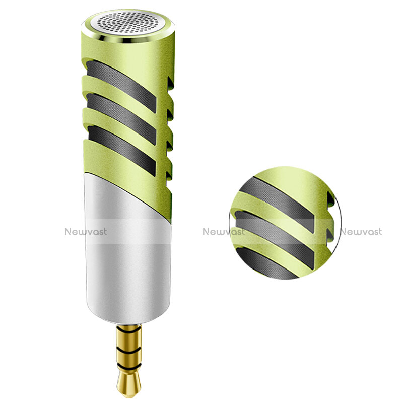 Luxury 3.5mm Mini Handheld Microphone Singing Recording M09 Green