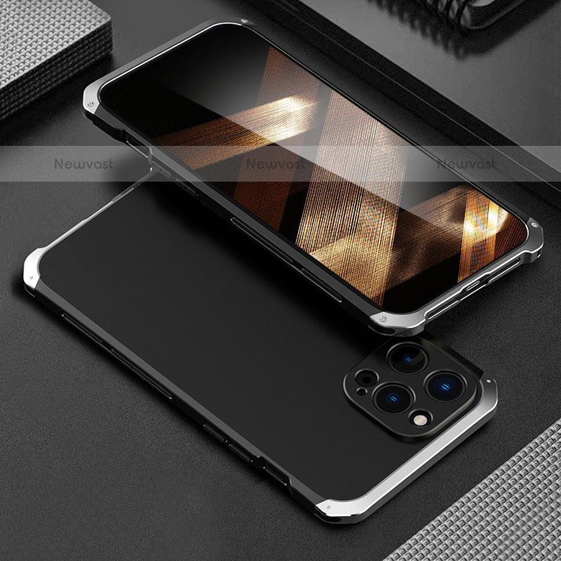 Luxury Aluminum Metal Cover Case 360 Degrees for Apple iPhone 16 Pro Max Silver and Black