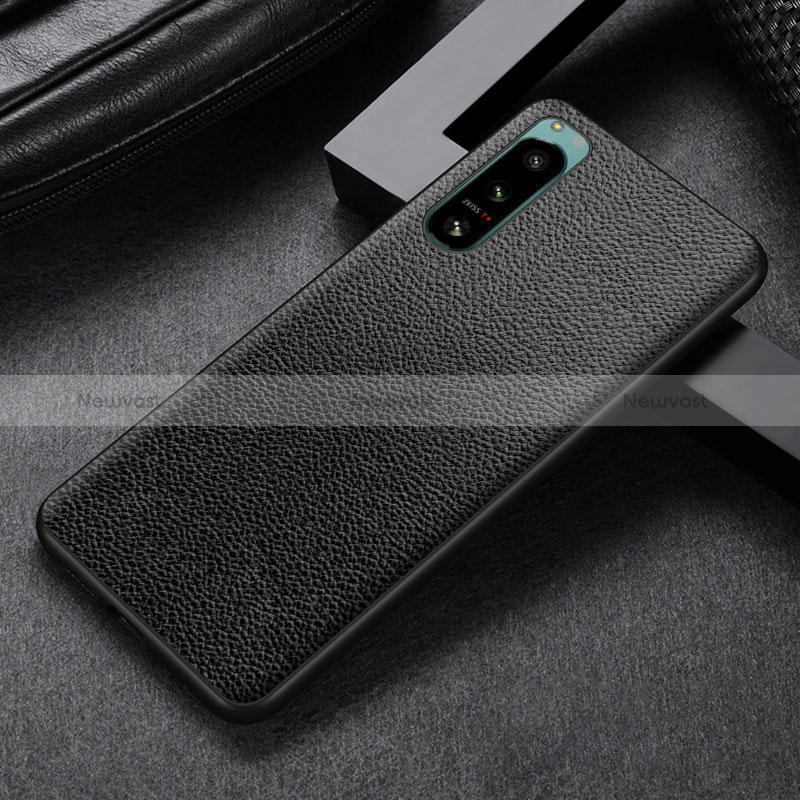 Luxury Leather Matte Finish and Plastic Back Cover Case for Sony Xperia 5 III SO-53B Black