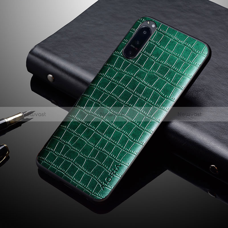 Luxury Leather Matte Finish and Plastic Back Cover Case S02 for Sony Xperia 1 IV