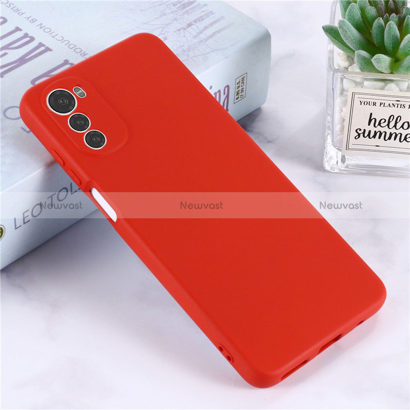 Ultra-thin Silicone Gel Soft Case 360 Degrees Cover for Motorola Moto E32s Red