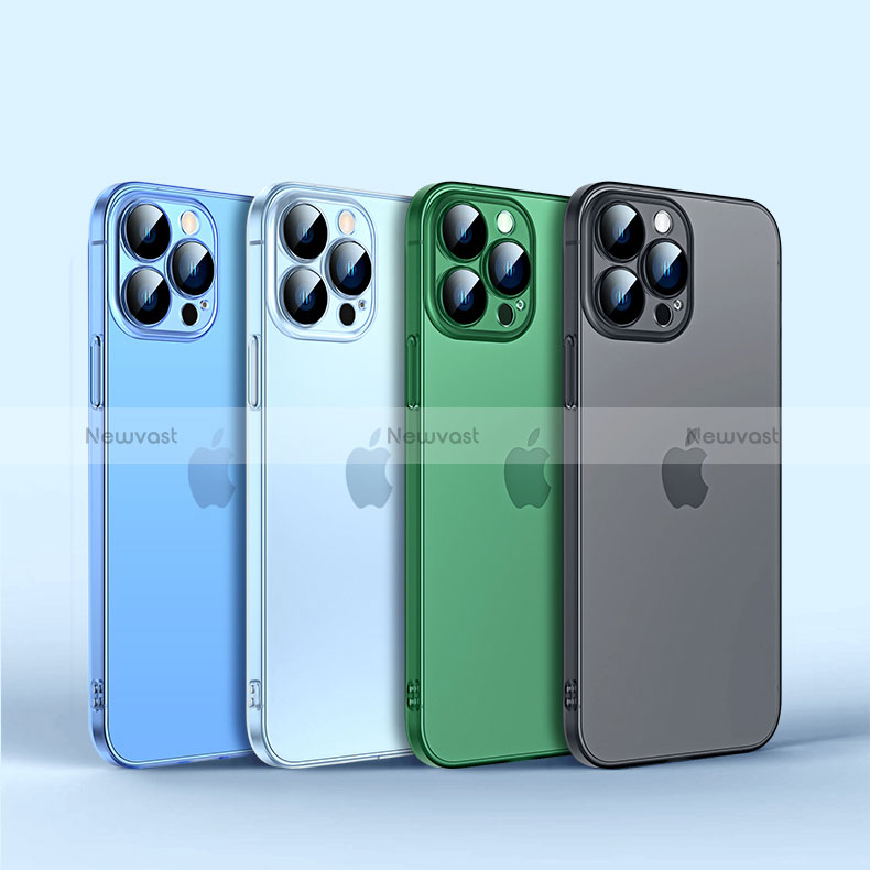 Ultra-thin Transparent Matte Finish Case QC1 for Apple iPhone 15 Plus