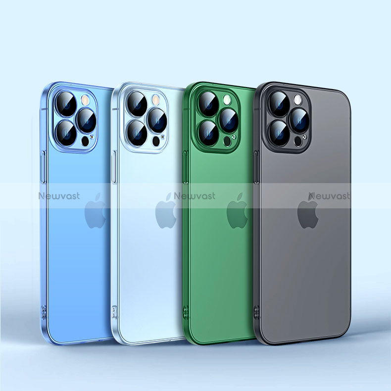 Ultra-thin Transparent Matte Finish Case QC1 for Apple iPhone 15 Pro