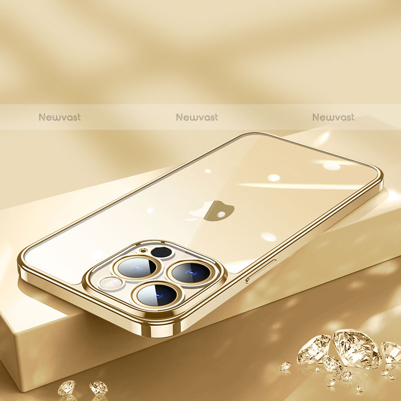 Ultra-thin Transparent TPU Soft Case Cover H02 for Apple iPhone 16 Pro Gold