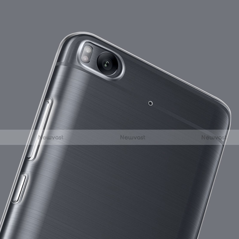 Ultra-thin Transparent TPU Soft Case T06 for Xiaomi Mi 5S 4G Clear